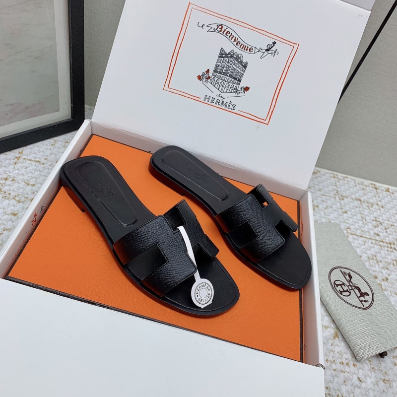 H**me5 slippers